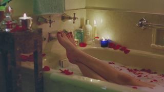 Amanda De Cadenet feet photo 5