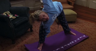 Amanda Detmer feet photo 13