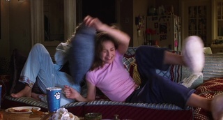 Amanda Detmer feet photo 8