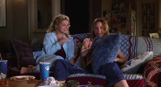 Amanda Detmer feet photo 5