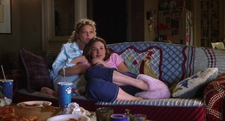 Amanda Detmer feet photo 4