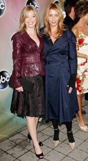 Amanda Detmer feet photo 18