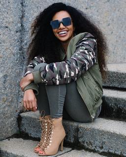 Amanda Du-Pont feet photo 16