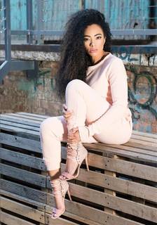 Amanda Du-Pont feet photo 3
