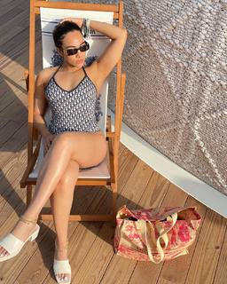 Amanda Du-Pont feet photo 14