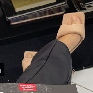 Amanda Françozo feet photo 7