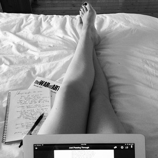 Amanda Fuller feet photo thumbnail