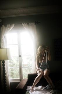Amanda Fuller feet photo thumbnail