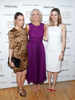 Amanda Hearst feet photo 3