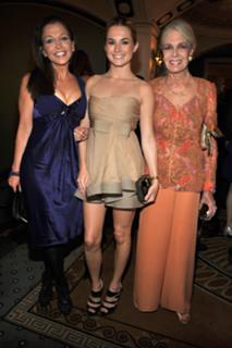 Amanda Hearst feet photo 15