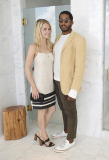 Amanda Hearst feet photo 15