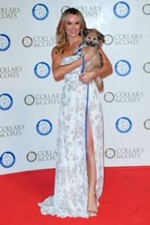 Amanda Holden feet photo thumbnail