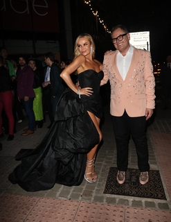 Amanda Holden feet photo thumbnail