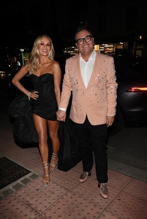 Amanda Holden feet photo thumbnail