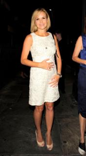 Amanda Holden feet photo thumbnail