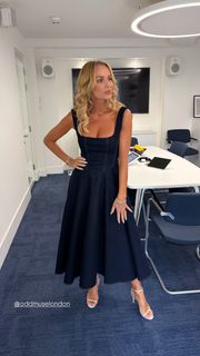 Amanda Holden feet photo 19