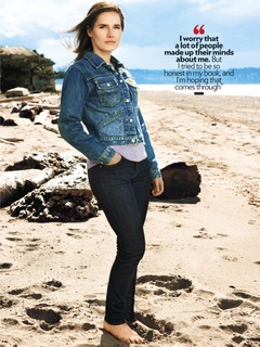 Amanda Knox feet photo thumbnail