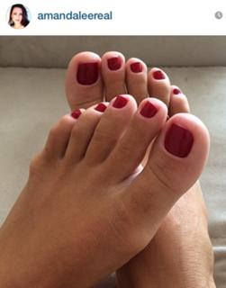 Amanda Lee feet photo 11