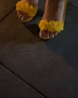 Amanda Lehan-Canto feet photo 4