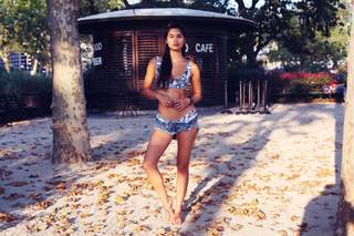 Amanda Li Paige feet photo 1