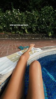 Amanda Li Paige feet photo 8