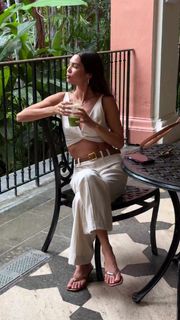 Amanda Li Paige feet photo 1
