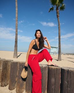 Amanda Li Paige feet photo 6