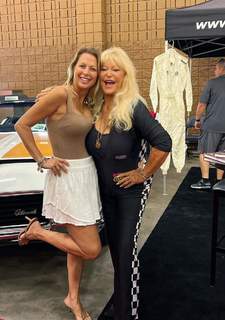 Amanda Martin feet photo 3