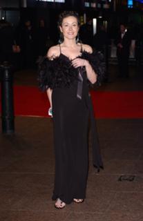 Amanda Mealing feet photo 3