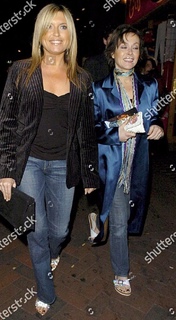 Amanda Mealing feet photo 2
