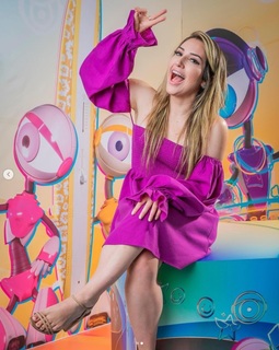 Amanda Meirelles feet photo 14