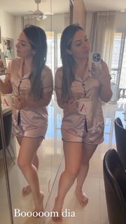 Amanda Meirelles feet photo 12