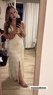 Amanda Meirelles feet photo 4