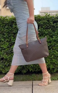 Amanda Meirelles feet photo 13