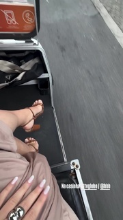 Amanda Meirelles feet photo 6