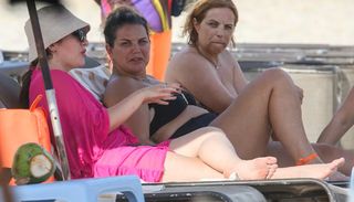 Amanda Meirelles feet photo 14