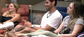 Amanda Meirelles feet photo 7