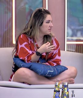 Amanda Meirelles feet photo 1