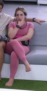Amanda Meirelles feet photo 13