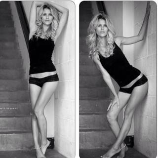 Amanda Nicole Thomas feet photo 2