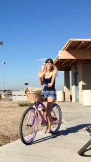 Amanda Nicole Thomas feet photo 20
