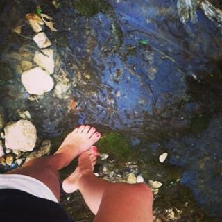 Amanda Nicole Thomas feet photo 17