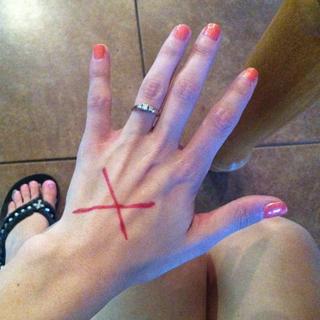 Amanda Nicole Thomas feet photo 9