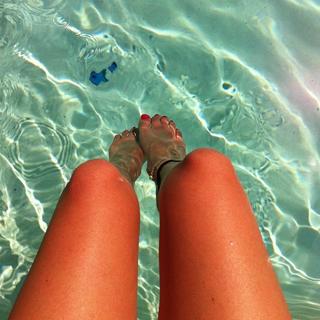 Amanda Nicole Thomas feet photo 12