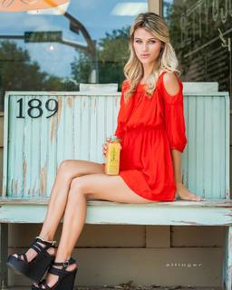 Amanda Nicole Thomas feet photo 18