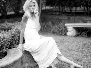 Amanda Nicole Thomas feet photo 8
