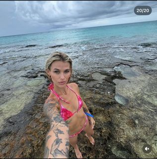 Amanda Nicole Thomas feet photo 2