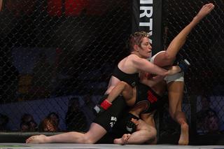 Amanda Nunes feet photo 15