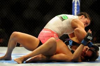 Amanda Nunes feet photo 1