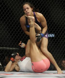 Amanda Nunes feet photo 16